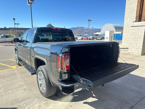 Used 2018 GMC Sierra 1500 SLT image 44
