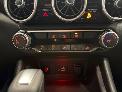 Used 2025 Nissan Sentra S FWD image 19