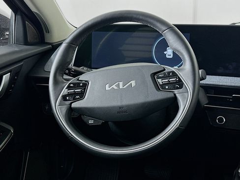 Used 2024 Kia EV6 Wind AWD/4WD image 18