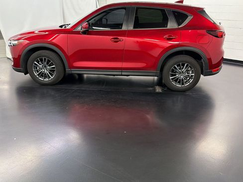 Used 2020 MAZDA CX-5 Touring FWD image 2