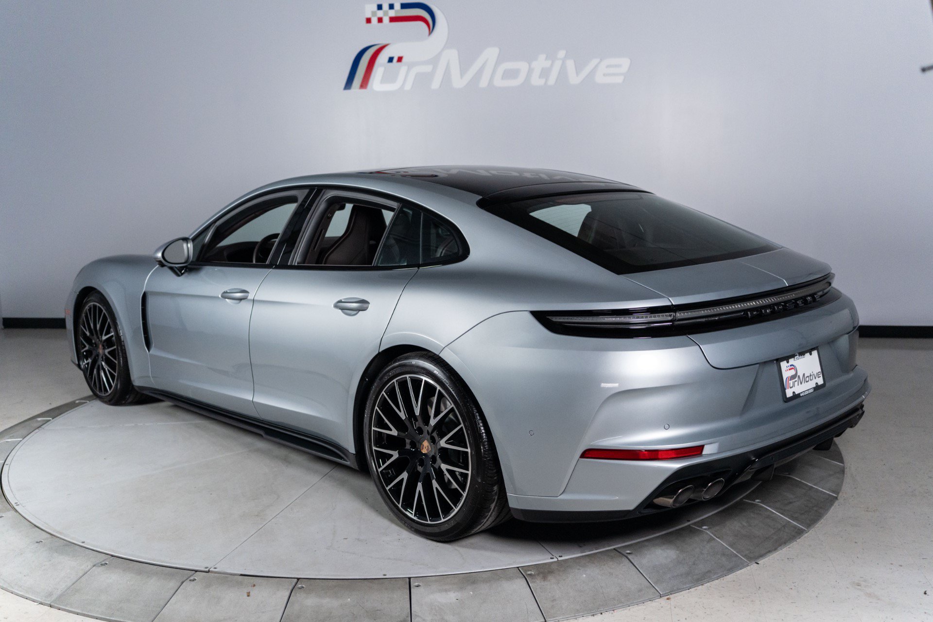 Used 2026 Porsche Panamera GTS AWD/4WD image 6