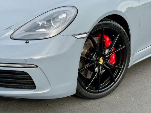 Used 2025 Porsche 718 Cayman S image 6