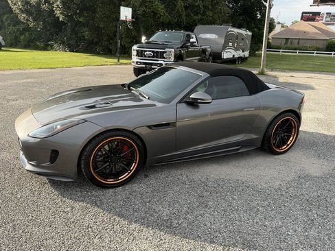 Used 2016 Jaguar F-TYPE R AWD/4WD image 2