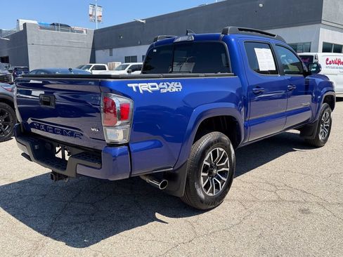 Used 2023 Toyota Tacoma TRD Sport AWD/4WD image 5