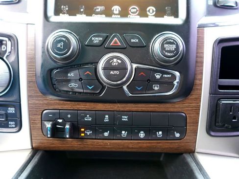 Used 2015 RAM 1500 Laramie w/ Convenience Group image 17