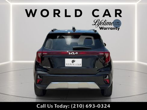 Used 2024 Kia Seltos S FWD image 4
