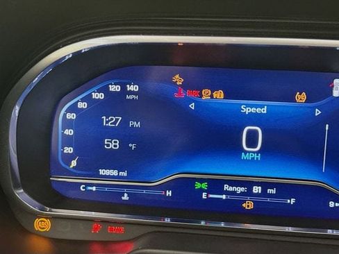 Used 2024 Chevrolet Tahoe High Country image 13