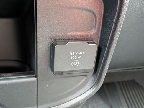 New 2025 RAM 2500 Tradesman image 19