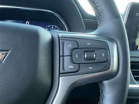 Certified 2024 Chevrolet Suburban Premier w/ Premium Package image 27