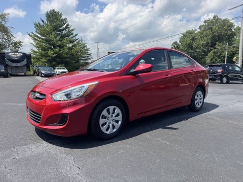 Used 2015 Hyundai Accent GLS w/ Option Group 02 FWD image 2