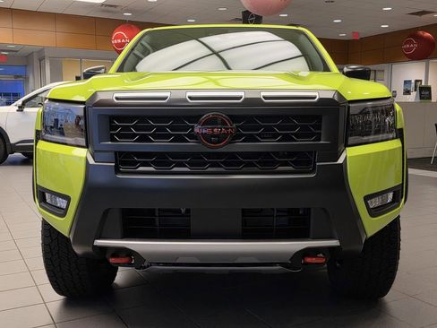 New 2026 Nissan Frontier PRO-4X w/ Pro-4x Convenience Package image 3