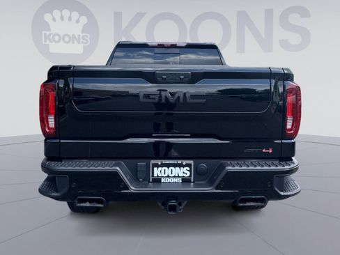 Used 2023 GMC Sierra 1500 AT4 w/ AT4 Premium Package AWD/4WD image 5