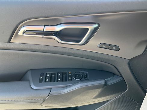 New 2026 Kia Sportage SX image 16