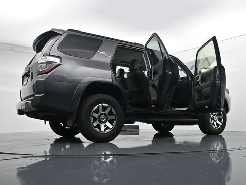 Used 2023 Toyota 4Runner TRD Off-Road Premium w/ Moonroof Package AWD/4WD image 43