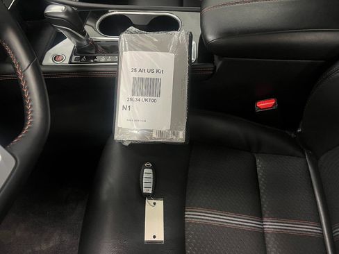 Used 2025 Nissan Altima 2.5 SR FWD image 54