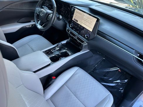 Used 2023 Lexus RX 350 Premium Plus image 17