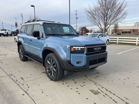 New 2026 Toyota Land Cruiser image 7