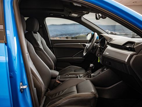 Used 2022 Audi Q3 2.0T Premium Plus image 25