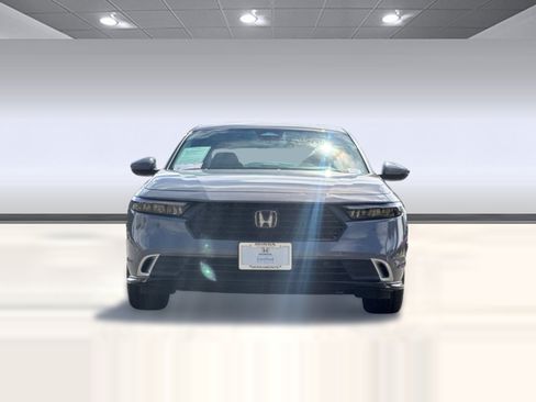 Used 2025 Honda Accord Touring image 5