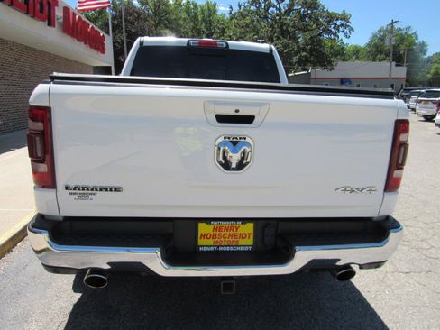 Used 2023 RAM 1500 Laramie AWD/4WD image 3