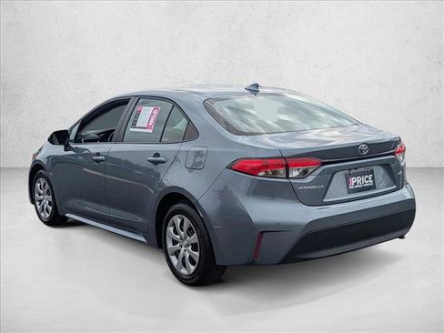 Used 2025 Toyota Corolla LE image 7