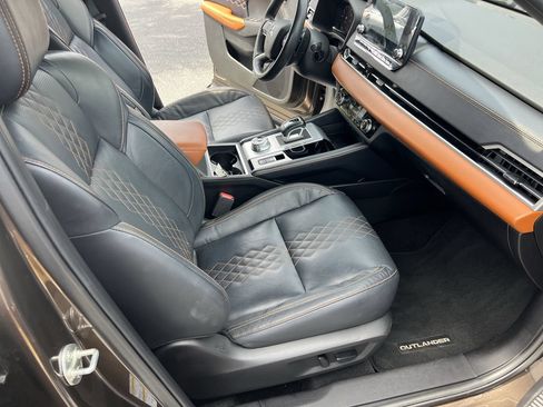 Used 2022 Mitsubishi Outlander SEL FWD image 34