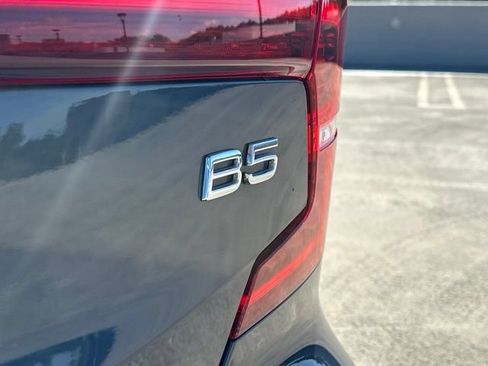 Certified 2023 Volvo S60 B5 Plus w/ Climate Package FWD image 37