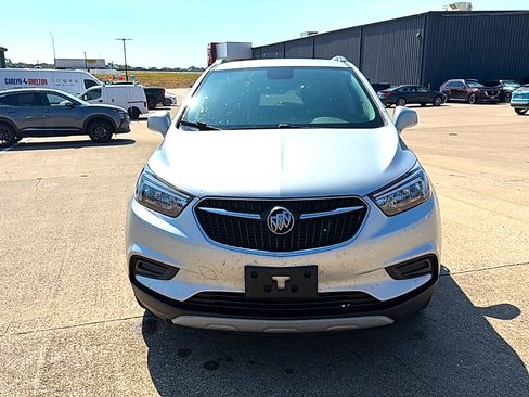 Used 2020 Buick Encore Preferred FWD image 3