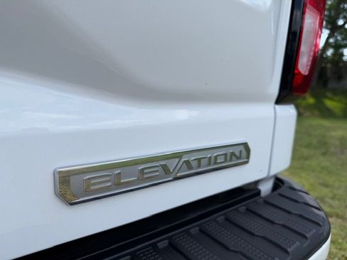Used 2020 GMC Sierra 1500 Elevation w/ Elevation Value Package image 18