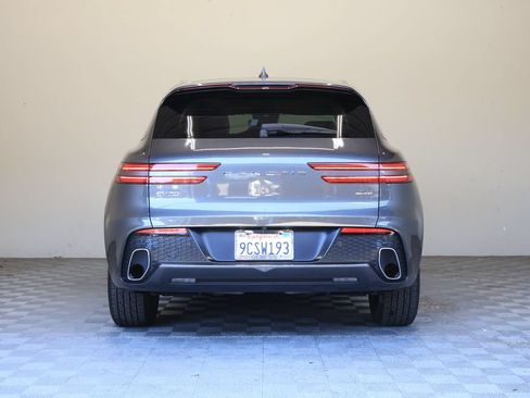 Used 2023 Genesis GV70 2.5T w/ Select Package AWD/4WD image 11