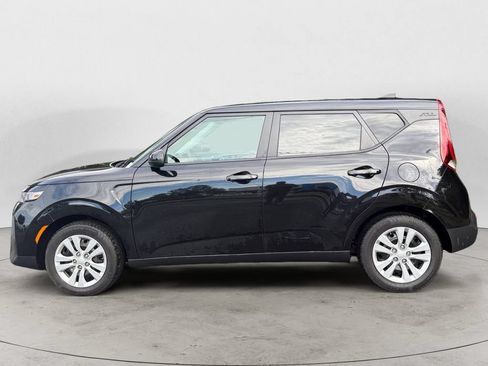 Used 2020 Kia Soul LX FWD image 8