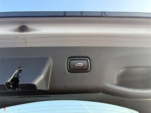 Certified 2023 Kia Sportage SX image 17