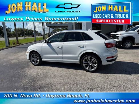 Used 2017 Audi Q3 2.0T Prestige w/ Prestige Package FWD image 6