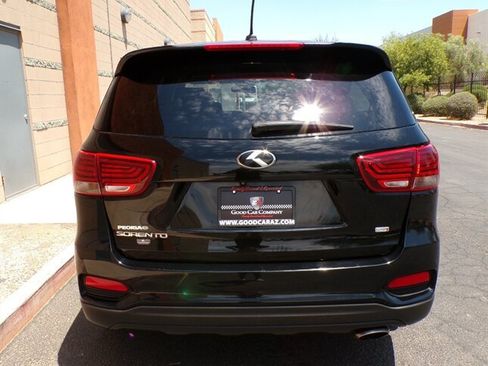 Used 2019 Kia Sorento L FWD image 4