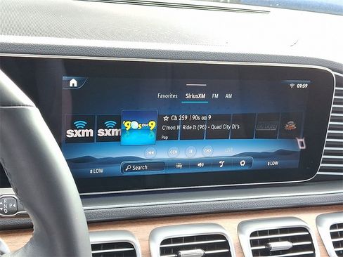 Certified 2025 Mercedes-Benz GLE 350 4MATIC image 17