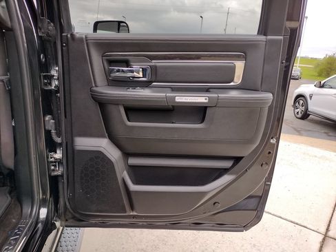 Used 2017 RAM 1500 Limited AWD/4WD image 22