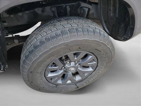 Used 2021 Toyota Tacoma SR5 image 11