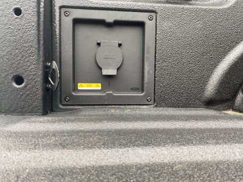 Used 2022 Ford F150 XLT w/ Equipment Group 302A High image 34