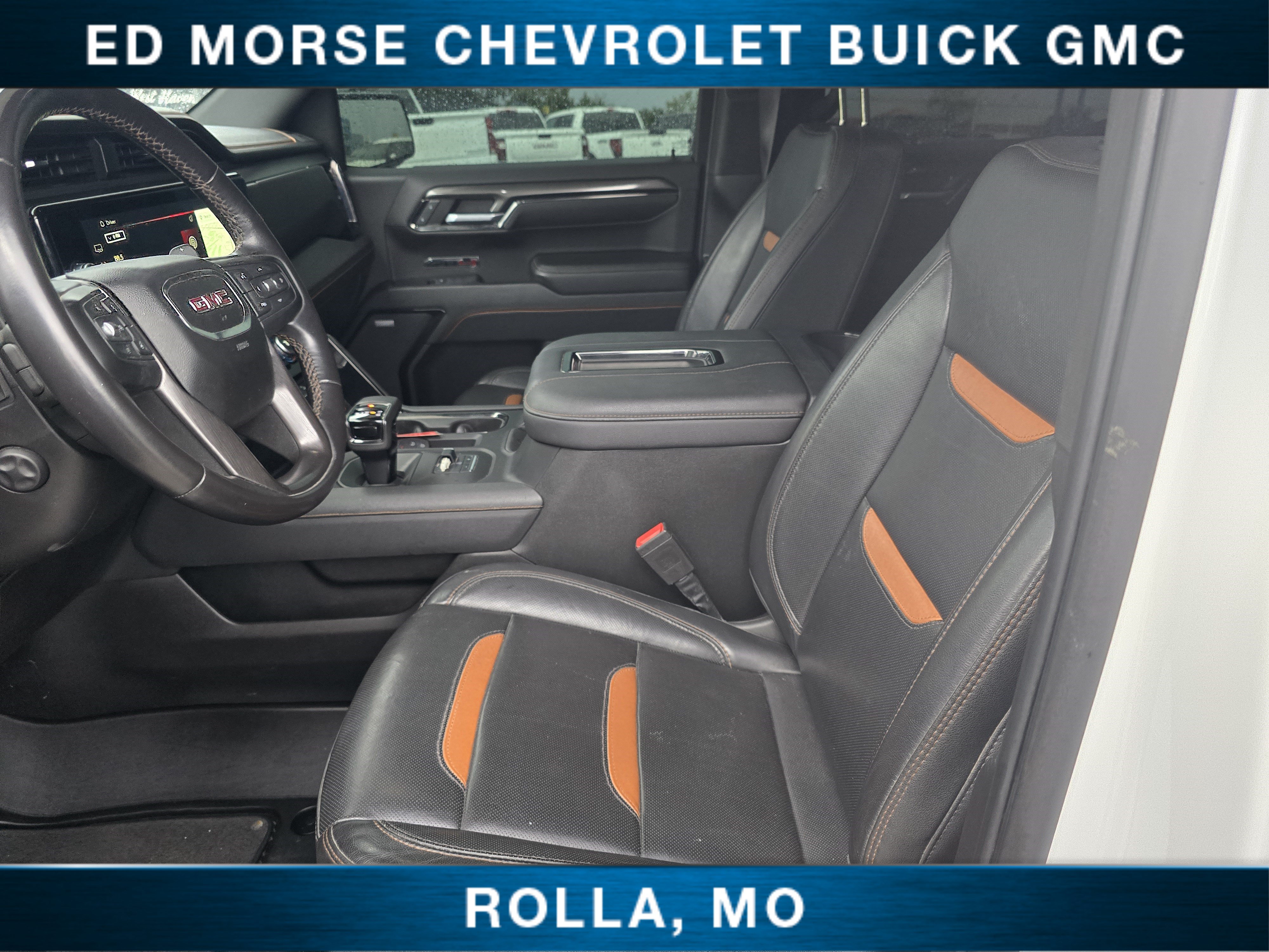 Used 2022 GMC Sierra 1500 AT4 w/ AT4 Premium Package AWD/4WD image 16