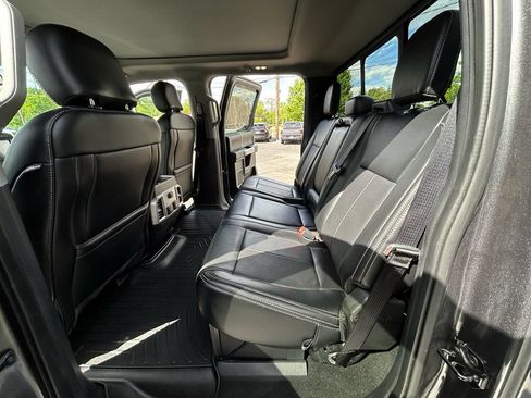 Used 2020 Ford F350 Lariat w/ Lariat Ultimate Package AWD/4WD image 15
