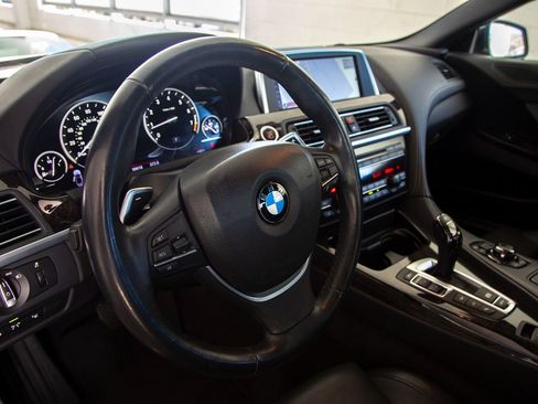 Used 2013 BMW 650i xDrive Convertible image 13