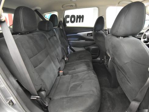 Used 2018 Nissan Murano S image 15