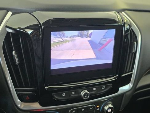 Used 2020 Chevrolet Traverse LT AWD/4WD image 14
