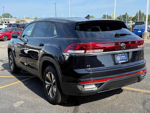Certified 2026 Volkswagen Atlas Cross Sport SE AWD/4WD image 6