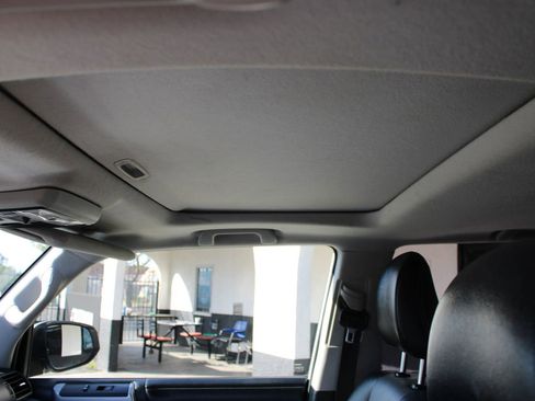 Used 2014 Toyota 4Runner SR5 Premium image 18