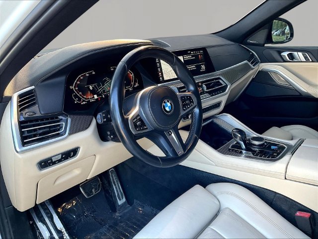 Used 2021 BMW X6 xDrive40i AWD/4WD image 18