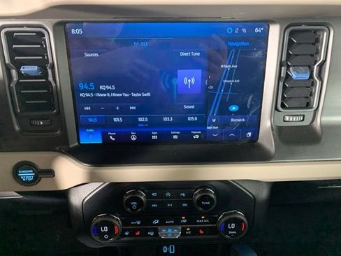 Used 2023 Ford Bronco 2-Door AWD/4WD image 4