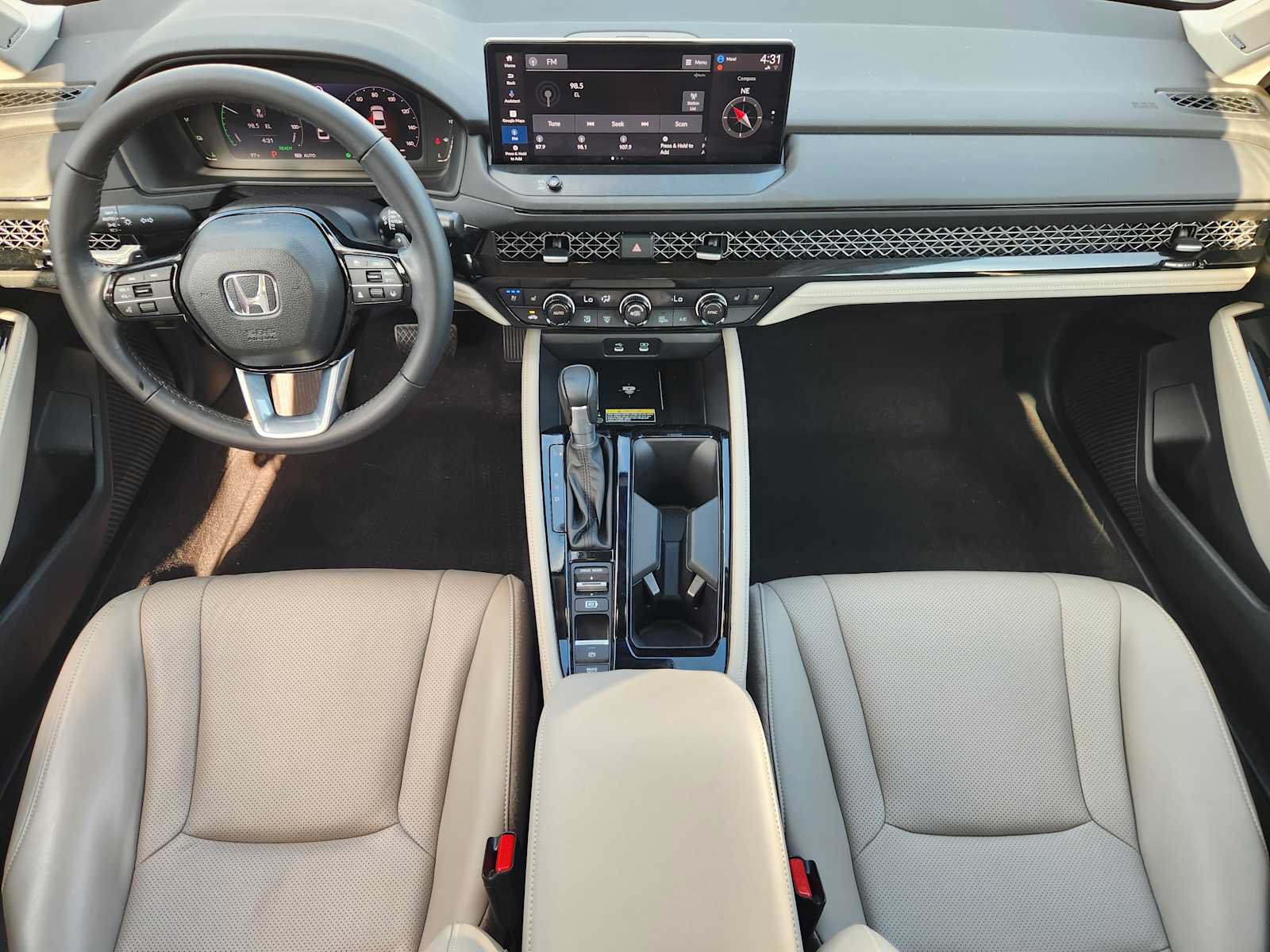 Used 2024 Honda Accord Touring image 24