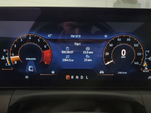 Used 2025 Ford Mustang Coupe image 19