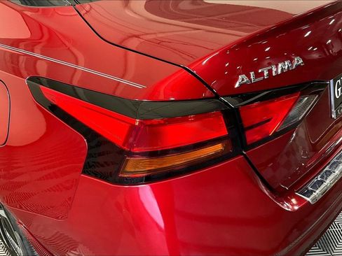 Used 2019 Nissan Altima 2.5 Platinum image 40